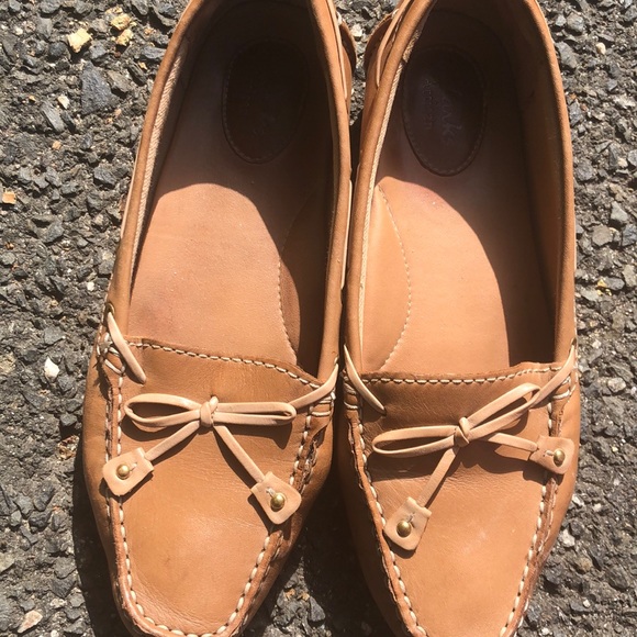 Tan Clarks women’s shoes - Picture 6 of 10